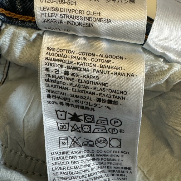 EUC woman’s Levi wedgie jeans 👖 size 27 - Picture 9 of 11